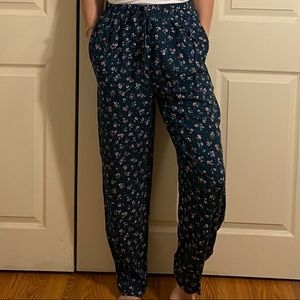 Weathervane Flowy Flower Pattern Pants